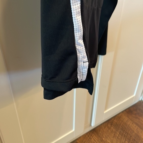 Nike Dri-Fit Long Sleeve Kids Size L - Picture 9 of 12